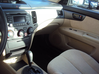 kia optima 2010 bronze sedan lx gasoline 4 cylinders front wheel drive automatic 32901