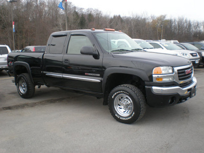 gmc 2500hd sierra 2006 black gasoline v8 4 wheel drive automatic 13502