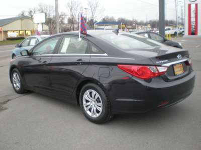 hyundai sonata 2011 black sedan gls gasoline 4 cylinders front wheel drive 6 speed manual 13502