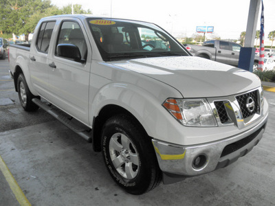 nissan frontier 2010 white se v6 gasoline 6 cylinders 4 wheel drive automatic 34474