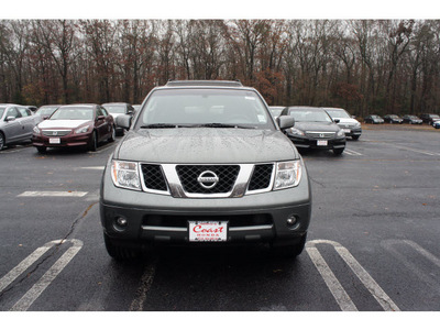 nissan pathfinder 2006 storm gray suv le gasoline 6 cylinders 4 wheel drive automatic with overdrive 08750