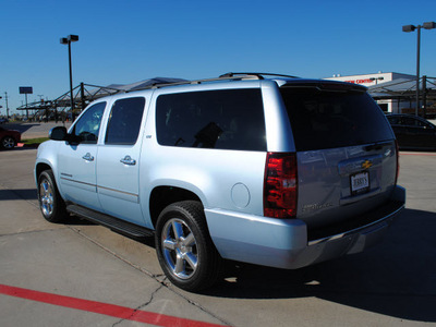 chevrolet suburban 2011 blue suv ltz flex fuel 8 cylinders 4 wheel drive automatic 76087