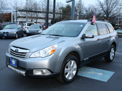 subaru outback 2011 graphite gray wagon 2 5i limited gasoline 4 cylinders all whee drive automatic 07701