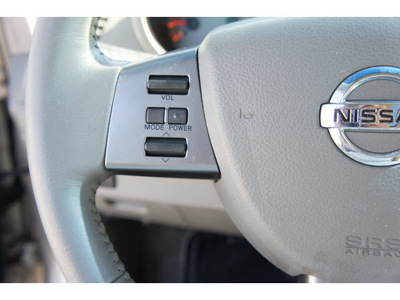 nissan maxima 2004 beige sedan 3 5 se gasoline 6 cylinders front wheel drive automatic 77388