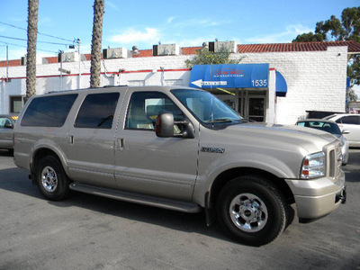 ford excursion 2005 lt  brown suv limited diesel 8 cylinders rear wheel drive automatic 92882