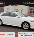toyota camry 2009 white sedan se gasoline 4 cylinders front wheel drive automatic 56001
