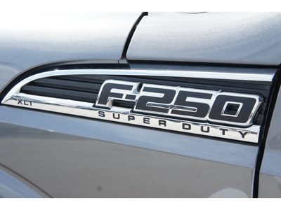 ford f 250 super duty 2011 gray xlt biodiesel 8 cylinders 4 wheel drive automatic 77388