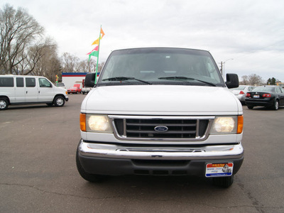 ford e 150 2006 white van 8 cylinders automatic 80911