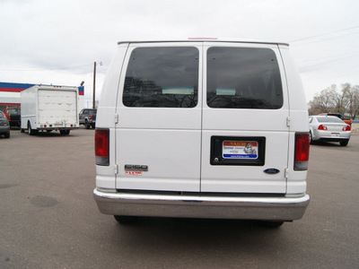 ford e 150 2006 white van 8 cylinders automatic 80911