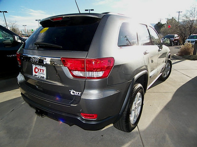 jeep grand cherokee 2012 mineral gray suv laredo gasoline 6 cylinders 4 wheel drive automatic 81212