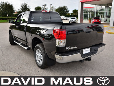 toyota tundra 2012 black sr5 gasoline 8 cylinders 2 wheel drive automatic 32771