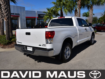 toyota tundra 2012 white sr5 flex fuel 8 cylinders 4 wheel drive automatic 32771