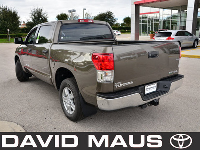 toyota tundra 2012 bronze sr5 flex fuel 8 cylinders 4 wheel drive automatic 32771