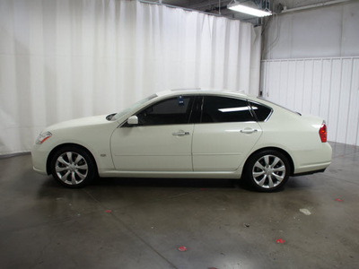 infiniti m45 2006 off white sedan m45 gasoline v8 rear wheel drive automatic 76108