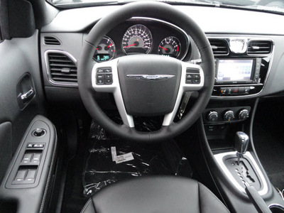 chrysler 200 2012 black sedan limited flex fuel 6 cylinders front wheel drive automatic 60915
