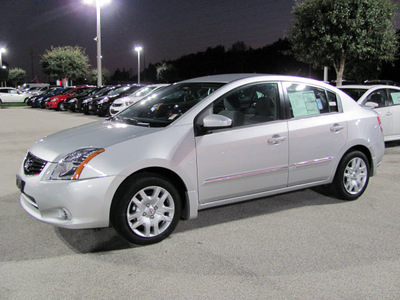 nissan sentra 2012 silver sedan s gasoline 4 cylinders front wheel drive automatic 33884