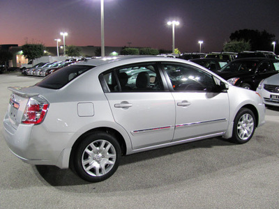 nissan sentra 2012 silver sedan s gasoline 4 cylinders front wheel drive automatic 33884