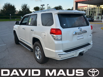 toyota 4runner 2011 white suv sr5 gasoline 6 cylinders 2 wheel drive automatic 32771