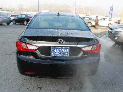 hyundai sonata 2012 black sedan limited gasoline 4 cylinders front wheel drive automatic 94010