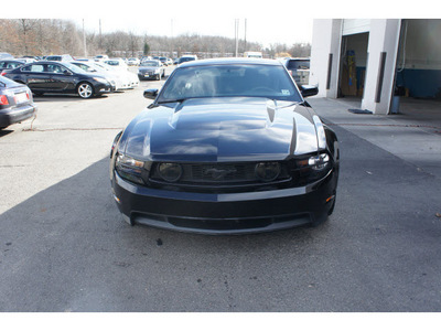 ford mustang 2011 black coupe gt gasoline 8 cylinders rear wheel drive 6 speed manual 08902