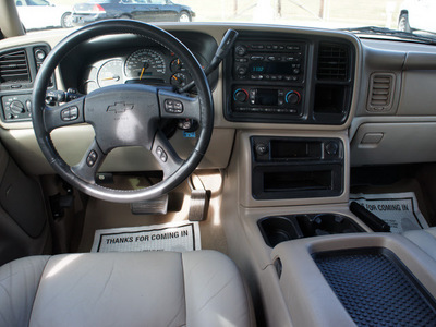 chevrolet suburban 2005 dk  red suv 1500 z71 flex fuel 8 cylinders 4 wheel drive automatic 27569