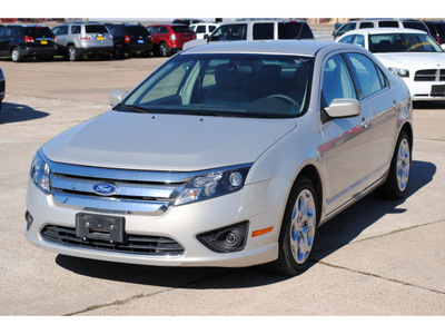 ford fusion 2010 silver sedan se flex fuel 6 cylinders front wheel drive automatic 77037