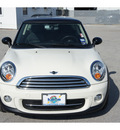 mini cooper 2011 white hatchback gasoline 4 cylinders front wheel drive automatic 77388