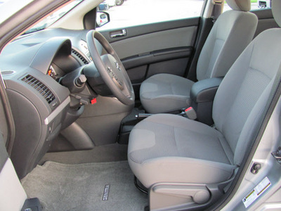 nissan sentra 2012 gray sedan s gasoline 4 cylinders front wheel drive automatic 33884