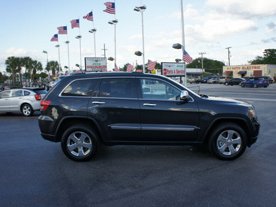 jeep grand cherokee 2011 dk  gray suv limited gasoline 6 cylinders 2 wheel drive automatic 33021