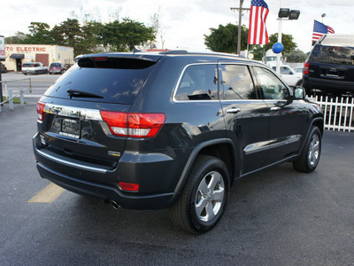 jeep grand cherokee 2011 dk  gray suv limited gasoline 6 cylinders 2 wheel drive automatic 33021