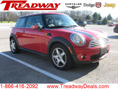 mini cooper 2007 red hatchback gasoline 4 cylinders front wheel drive automatic 45840