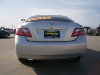 toyota camry 2009 silver sedan xle gasoline 4 cylinders front wheel drive automatic 90241