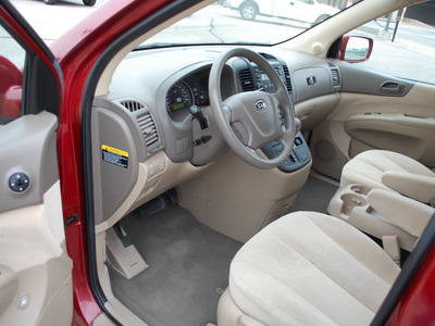 kia sedona 2008 red van lx gasoline 6 cylinders front wheel drive automatic 67210