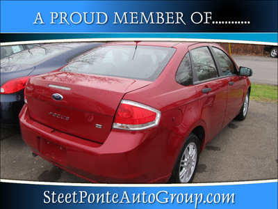 ford focus 2009 red sedan se gasoline 4 cylinders front wheel drive automatic with overdrive 13350