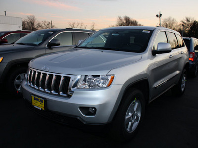 jeep grand cherokee 2012 silver suv laredo gasoline 6 cylinders 4 wheel drive automatic 07730