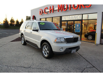 lincoln aviator 2004 white suv luxury gasoline 8 cylinders rear wheel drive automatic with overdrive 07724