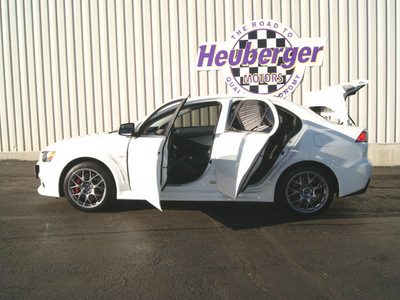 mitsubishi lancer evolution 2010 white sedan mr gasoline 4 cylinders all whee drive automatic 80905