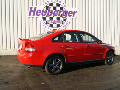 volvo s40 2006 red sedan t5 gasoline 5 cylinders all whee drive automatic 80905