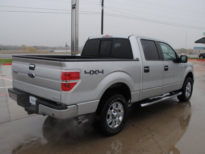 ford f 150 2011 silver xlt flex fuel 8 cylinders 4 wheel drive automatic 76087