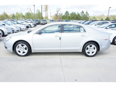 chevrolet malibu 2012 silver sedan gasoline 4 cylinders front wheel drive 6 spd auto lpo,conv pkg l 77090