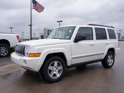 jeep commander 2010 white suv sport gasoline 6 cylinders 2 wheel drive automatic 76018