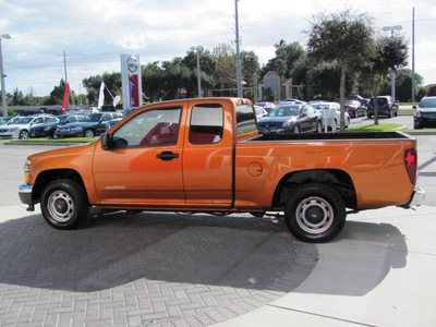 chevrolet colorado 2005 orange pickup truck gasoline 5 cylinders rear wheel drive automatic 33884