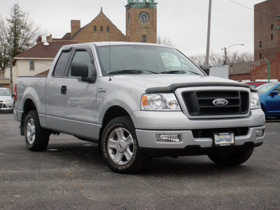 ford f 150 2005 gray stx gasoline 8 cylinders rear wheel drive automatic with overdrive 61832