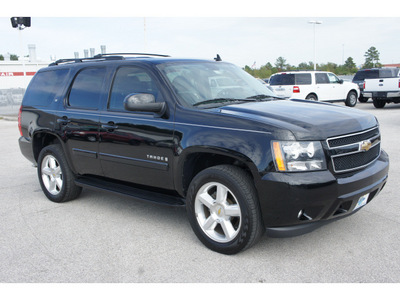 chevrolet tahoe 2009 black suv lt flex fuel 8 cylinders 2 wheel drive automatic 77388