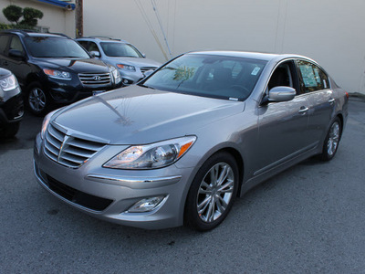 hyundai genesis 2012 gray sedan 4 6l v8 gasoline 8 cylinders rear wheel drive automatic 94010