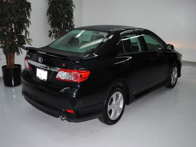 toyota corolla 2011 black sedan s gasoline 4 cylinders front wheel drive automatic 91731