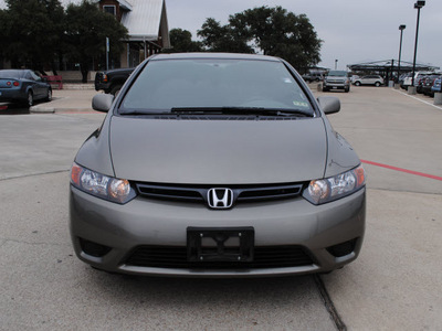honda civic 2008 gray coupe gasoline 4 cylinders front wheel drive 5 speed manual 76087
