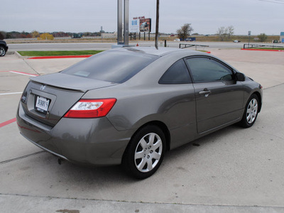 honda civic 2008 gray coupe gasoline 4 cylinders front wheel drive 5 speed manual 76087