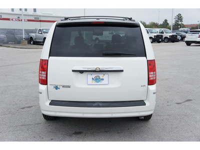 chrysler town and country 2008 white van limited gasoline 6 cylinders front wheel drive automatic 77388