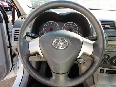 toyota corolla 2011 white sedan le gasoline 4 cylinders front wheel drive automatic 90004